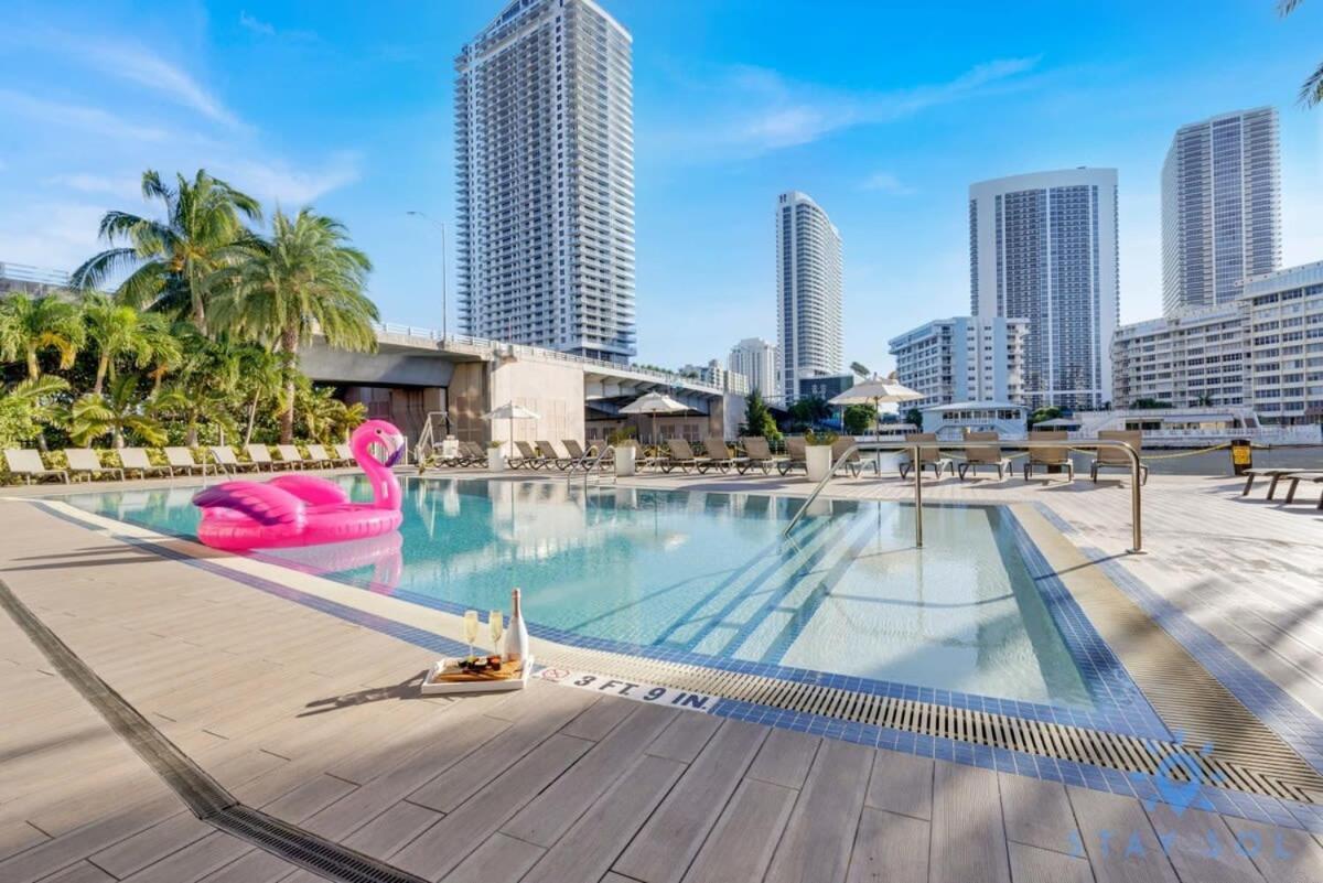 Infinite Views, Amazing Pool, Gym, Near Beach Hallandale Beach Exteriör bild