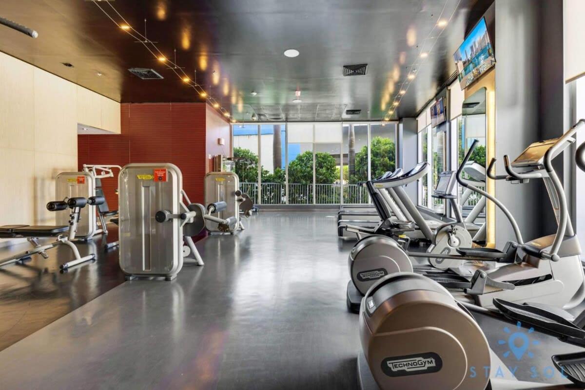 Infinite Views, Amazing Pool, Gym, Near Beach Hallandale Beach Exteriör bild